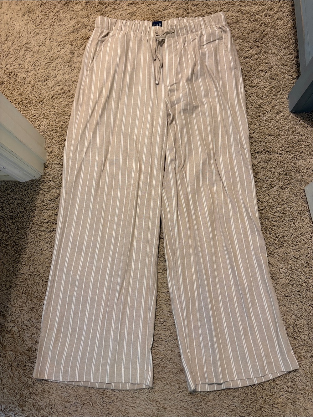 GAP Women’s Tan Pinstripe Drawstring Chinos